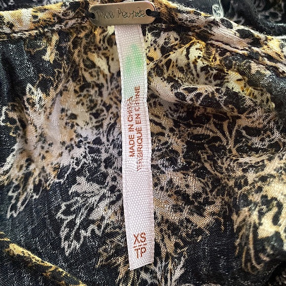 Free People • Ruffled Asymmetrical Black, White, & Gold Tank Top - Picture 4 of 4